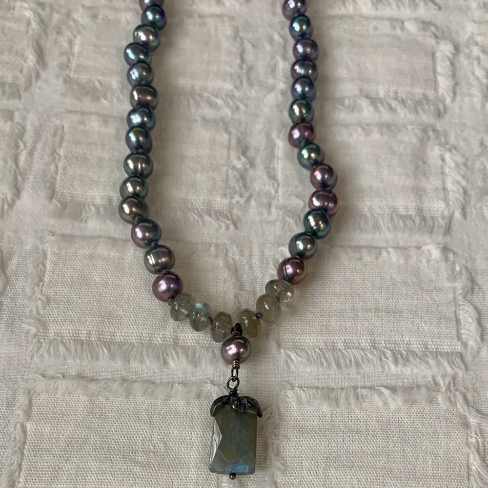 Chan Luu Pearl & Lab Necklace - Picture 3 of 14